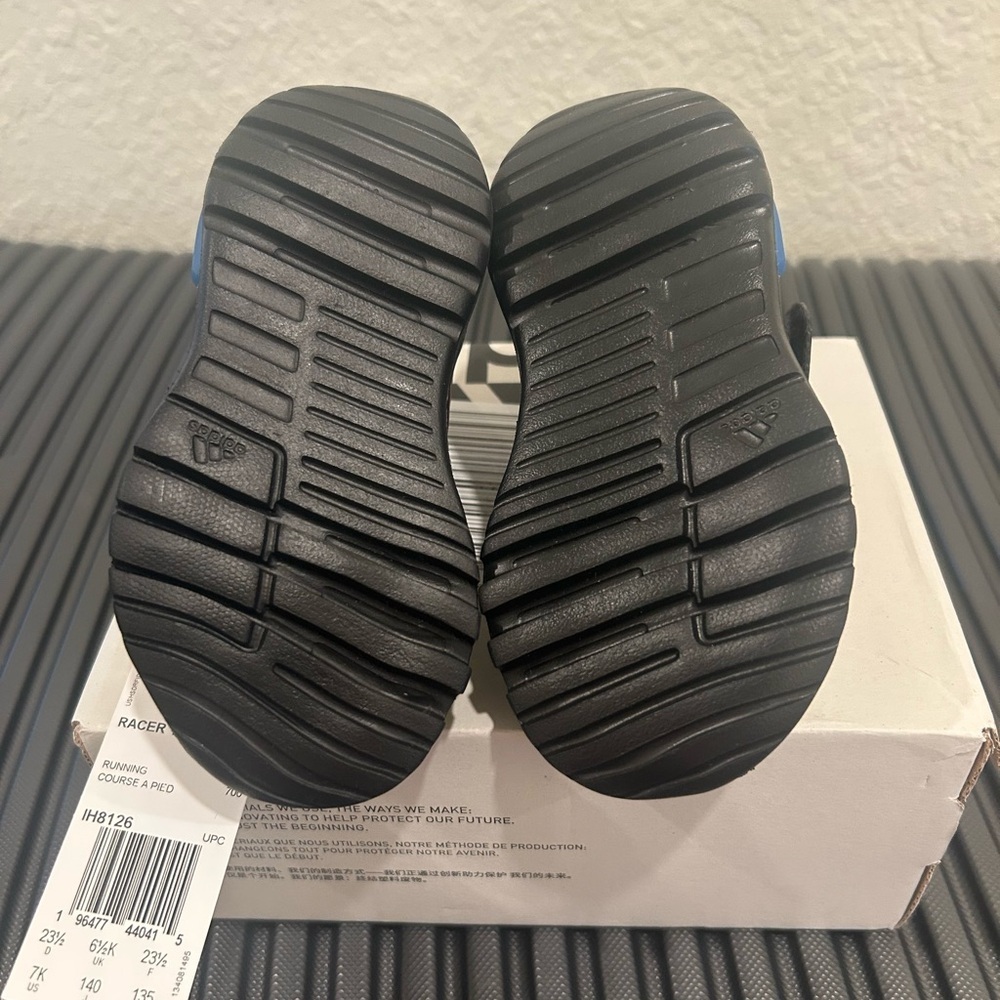 NWT Adidas Kids' Racer TR23 Sneakers - Picture 7 of 8
